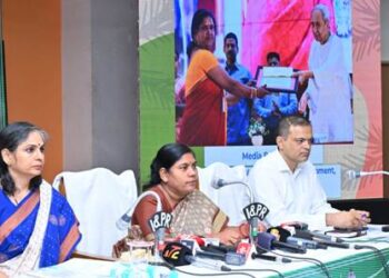 ମହିଳା ଓ ଶିଶୁ ବିକାଶ ବିଭାଗ କାର୍ଯ୍ୟାବଳୀ ସମୀକ୍ଷା କଲେ ମୁଖ୍ୟମନ୍ତ୍ରୀ