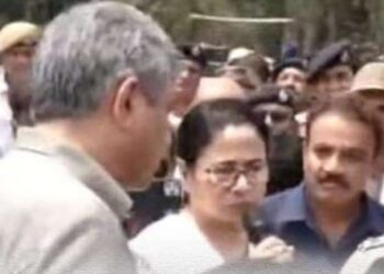 ଟ୍ରେନ୍ ଦୁର୍ଘଟଣାକୁ ନେଇ ମମତା – ବୈଷ୍ଣବ କଥା କଟାକଟି