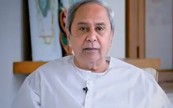କୁଆପଥର ଓ ଘୁର୍ଣ୍ଣିଝଡରେ କ୍ଷତିଗ୍ରସ୍ତ ନାରାୟଣପାଟଣାର ୨୧ ଆଦିବାସୀ ପରିବାରପାଇଁ ମୁଖ୍ୟମନ୍ତ୍ରୀଙ୍କ ୬ ଲକ୍ଷ ୩୦ ହଜାର ଟଙ୍କା ସହାୟତା