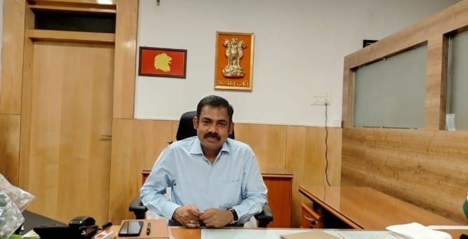 ଗଜପତି ଜିଲ୍ଲାର ନୂତନ ଜିଲ୍ଲାପାଳ ଭାବେ ସ୍ମୃତି ରଞ୍ଜନ ପ୍ରଧାନଙ୍କ ଦାୟିତ୍ଵ ଗ୍ରହଣ