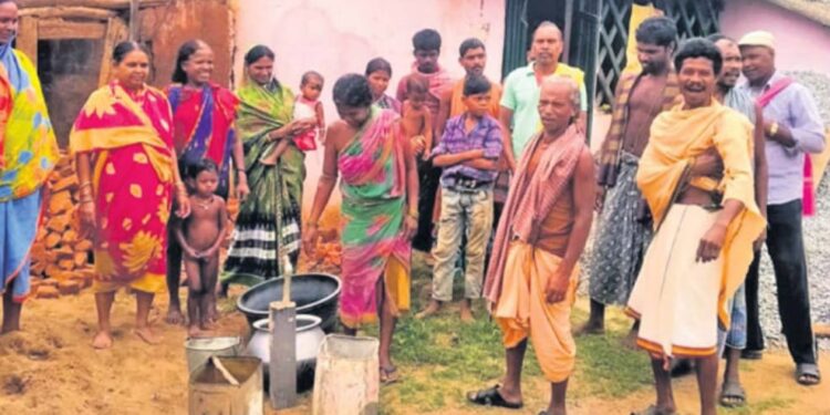 ବସୁଧା ଯୋଜନା କାହା ସ୍ୱାର୍ଥରେ ? ଜଳକଷ୍ଟ ଭୋଗୁଛନ୍ତି ପାରିଗଡ଼ ପଞ୍ଚାୟତର ପଦାସାହି ବାସିନ୍ଦା