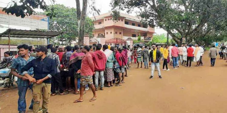 ନାରାୟଣପାଟଣା ଖଣି ଅଞ୍ଚଳର ପରୀକ୍ଷା ସ୍ଥାନରେ ପୋଡା ଜଳା ଘଟଣାରେ ତିନ ଜଣଙ୍କୁ କୋର୍ଟଚାଲାଣ, ଘଟଣା କୁ ନେଇ ଅଞ୍ଚଳରେ ଚାପା ଉତ୍ତେଜନା