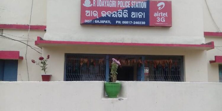ତାବରଡା ଛକ ଠାରେ ଅଟୋ ଓ ବାଇକ୍ ମଧ୍ୟରେ ଧକ୍କା, ଦୁଇ ଗୁରୁତ୍ବ ସହ ୩ଜଣ ଆହତ