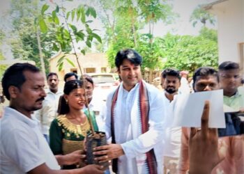 ମିଶନ୍ ସବୁଜ ସୁନ୍ଦର କୋରାଇ’ ଅଭିଯାନରେ ଆକାଶଙ୍କ ଚାରା ରୋପଣ ଓ ବଂଟନ