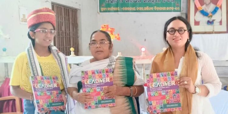 IIPM hosts Public Presentation of Rupa Dash’s Book LEADhER