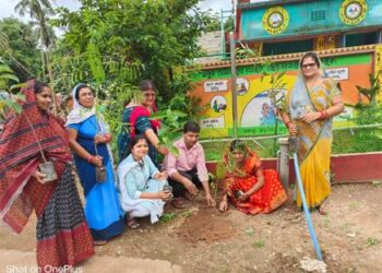 ସ୍ୱାସ୍ଥ୍ୟ ଓ ଆରୋଗ୍ୟ କେନ୍ଦ୍ରରେ ବୃକ୍ଷରୋପଣ କାର୍ଯ୍ୟକ୍ରମ