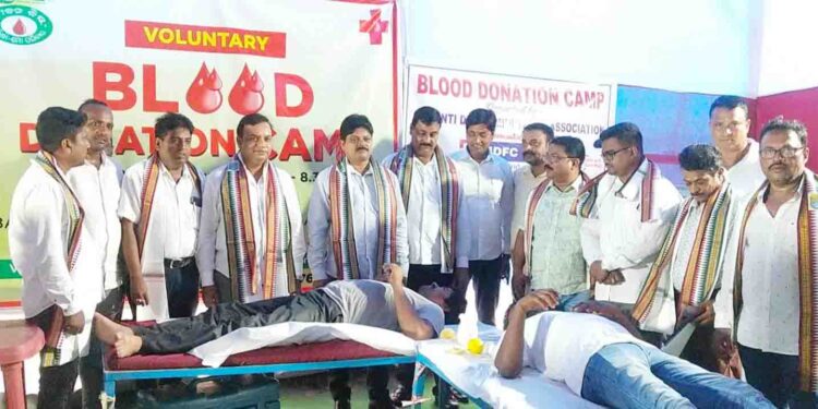 ବାସନ୍ତୀ ଦୁର୍ଗା ମିନି ଟ୍ରକ ମାଲିକ ସଂଘ ପକ୍ଷରୁ ଵିଶାଳ ରକ୍ତଦାନ ଶିବିର