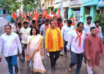 ବରମୁଣ୍ଡା ହାଉସିଂବୋଡ଼ କଲୋନି ବାସିନ୍ଦା ଙ୍କୁ ଜମିପଟ୍ଟା ଦେବା ଦାବୀରେ ବିଜେପିର ବିକ୍ଷୋଭ ପ୍ରଦର୍ଶନ