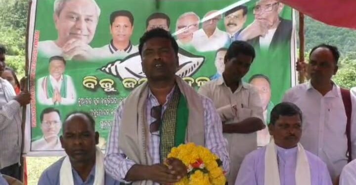 ବ୍ଲକର ବିଭିନ୍ନ ଗ୍ରାମରେ ମୁଖ୍ୟମନ୍ତ୍ରୀଙ୍କ ଉଦ୍ଦେଶ୍ୟରେ ସମ୍ବର୍ଦ୍ଧନା ସଭା