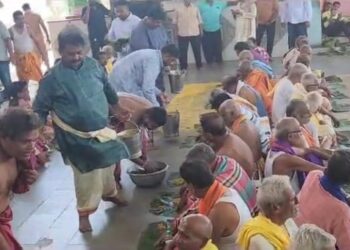 ପାରଳାଖେମୁଣ୍ଡି ସ୍ଥିତ ବଡ ରାଧାକାନ୍ତ ମଠରେ ପବିତ୍ର ଗୁରୁ ପୂର୍ଣ୍ଣିମା ଉତ୍ସବ ଅନୁଷ୍ଠିତ