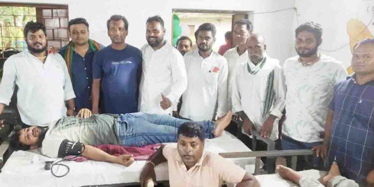 ଦିବଙ୍ଗତ ସାଧାରଣ ସମ୍ପାଦକଙ୍କ ଶ୍ରାଦ୍ଧବାର୍ଷିକୀରେ ୧୦୩ ୟୁନିଟ ରକ୍ତ ସଂଗୃହୀତ