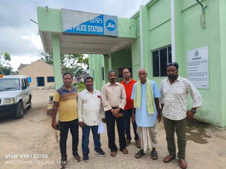 ମୋ ପରିବାର : ସଦସ୍ୟମାନେ ବୃଦ୍ଧଙ୍କୁ ଛାଡିଲେ ଘରେ