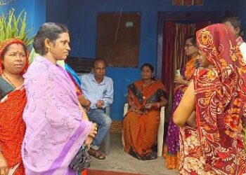 ମୋହନା ନାରାୟଣ ନଗରରେ ଜଳସଙ୍କଟ ସରପଞ୍ଚ – ଜେଇଙ୍କୁ ଘଣ୍ଟାଏ ଘେରିଲେ