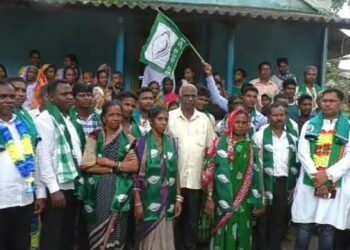 ୨୦୨୪ ମୋହନା ନିର୍ବାଚନରେ କଂଗ୍ରେସ ଲାଗିି ମହଙ୍ଗା ପଡିବ କି ? ଶତାଧିକ ମହିଳା ପୁରୁଷଙ୍କ କଂଗ୍ରେସ ତ୍ୟାଗ ଓ ବିଜେଡିରେ ଯୋଗଦାନ