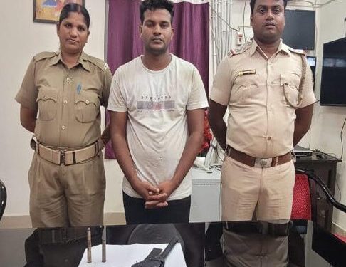 ବୁର୍ଲା : ଦେଶୀବନ୍ଧୁକ ଓ ଜୀବନ୍ତ ଗୁଳି ଜବତ – ଯୁବକ ଗିରଫ