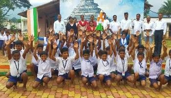 ସରକାରୀ ଉଚ୍ଚ ବିଦ୍ୟାଳୟ, କେ.ଏମ. ଭାଲିଆସାହିଠାରେ ଚନ୍ଦ୍ରୟାନ ପ୍ରଦର୍ଶିତ