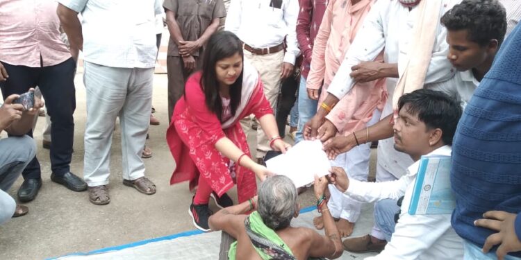 ତିନି ଦଫା ଦାବି ନେଇ ବ୍ଲକ ଘରିଲେ ବାର୍ଦ୍ଧକ୍ଯ ଭତ୍ତା ହିତାଧିକାରୀ