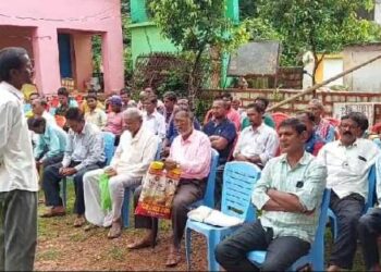 ମା ଉଗ୍ରତାରାପୀଠ କାର୍ଯ୍ୟାଳୟରେ ତାଲା ମାରି ଧାରଣା