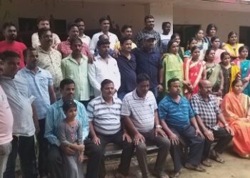୨୭ ବର୍ଷ ପରେ ପୁରାତନ ଛାତ୍ରଛାତ୍ରୀ ଅଭିରାମ ପରମହଂସ ବିଦ୍ୟାପୀଠକୁ ଆସିଲେ