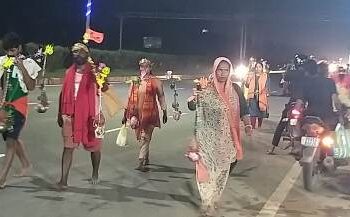 ମୁଗଭଙ୍ଗା ବୋଲବୋମ୍ ସେବା ସମିତି ପକ୍ଷରୁ କାଉଡିଆ ଶ୍ରଦ୍ଧାଳୁଙ୍କୁ ସେବା ପ୍ରଦାନ