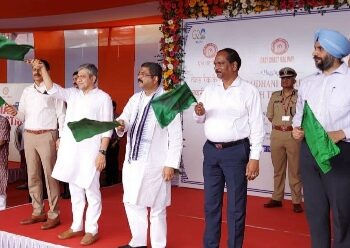 ଭୁବନେଶ୍ୱର-ନୂଆଦିଲ୍ଲୀ ରାଜଧାନୀ ଏକ୍ସପ୍ରେସ ତେଜସ୍ କୋଚ୍ ସହିତ ଶୁଭାରମ୍ଭ