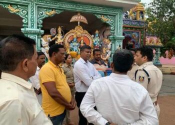 ଦୁର୍ଵୁର୍ତ୍ତ ମାନେ  ମା ଉଗ୍ରତାରା ମନ୍ଦିର ଗ୍ରିଲ୍ ଭାଙ୍ଗି  ସୁନା ,ଅଳଙ୍କାର ଲୁଟି ଚମ୍ଫଟ