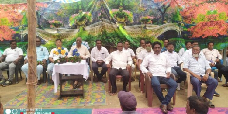 ବିଜେଡି ଜିଲ୍ଲା ସଭାପତି ଙ୍କ ନୁଆଗଡ଼ ବ୍ଲକ୍ ସୁନ୍ଦରଡ଼।ଙ୍ଗ ପଞ୍ଚାୟତ ଗସ୍ତ