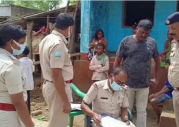 ପରିବାରକ କଳହର କରଣ ପରିଣତ : ସ୍ତ୍ରୀକୁ ଶାବଳରେ ପିଟି ହତ୍ୟା କଲା ସ୍ବାମୀ