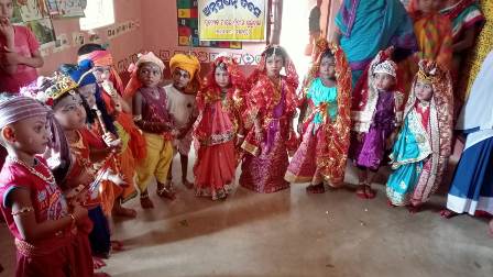 କୃଷ୍ଣଚନ୍ଦ୍ରପୁର ଅଙ୍ଗନୱାଡି କେନ୍ଦ୍ରଠାରେ ଜନ୍ମାଷ୍ଟମୀ ଉତ୍ସଵ ଆନୁଷ୍ଠିତ