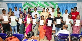 ଓଡିଶା ଅଣସଂଗଠିତ ଶ୍ରମିକ ସାମାଜିକ ସୁରକ୍ଷା ବୋର୍ଡ଼ ଯୋଜନା ଅଧିନରେ ଶ୍ରମିକ ସଚେତନତା ଓ ନାମ ପଞ୍ଜିକରଣ ଶିବିର