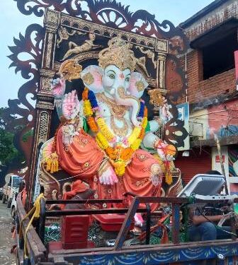 ଭୁବନରେ ଗଣେଶ ଭସାଣି ଉତ୍ସବ : ବାଜା, ବାଣ,ନୃତ୍ୟ ଗୀତ ରେ ସହର ପ୍ରକମ୍ପିତ