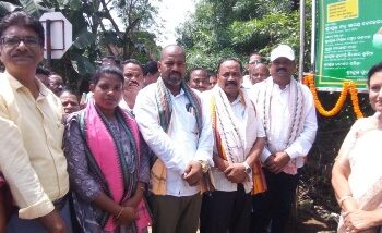 କଟକ ସଦର ବିଧାୟକ ଏବଂ ସିଏମସି ମେୟର ୪୦ ଟି କାର୍ଯ୍ୟର ଶିଳାନ୍ୟାସ କଲେ