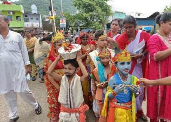 ପାରଳାଖେମୁଣ୍ଡି ସ୍ଥିତ ସରସ୍ଵତୀ ଶିଶୁ ବିଦ୍ୟା ମନ୍ଦିର ପରିସରରେ ଶ୍ରୀକୃଷ୍ଣ ଜନ୍ମାଷ୍ଟମୀ ଉସ୍ରବ ପାଳିତ