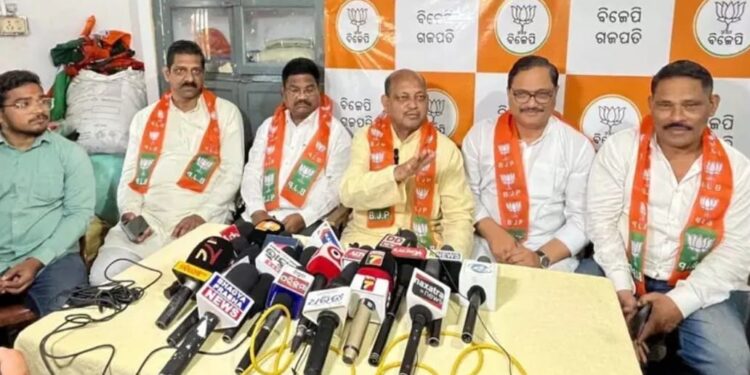 ରାଜ୍ୟରେ ବିଜେଡି ସରକାରର ପତନ ଆରମ୍ଭ ହୋଇଛି : ବିଜେପି ରାଜ୍ୟ ସଭାପତି ମନମୋହନ ସାମଲ