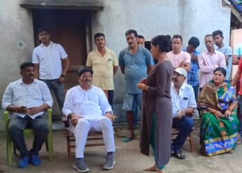 ମାହାଙ୍ଗାର ବିପଦର ବନ୍ଧୁ ପ୍ରତାପ ଜେନା : ଶୋକ ସନ୍ତପ୍ତ ପରିବାରକୁ ଭେଟି ଜଣାଇଲେ ସମବେଦନା