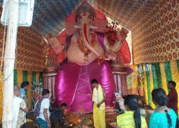 ନିଆଳି କସର୍ଦ୍ଧା ଦିପୋଟି ମେଳଣ ପଡ଼ିଆଠାରେ – ୫୦ ଫୁଟ ଗଣେଶ ମୂର୍ତ୍ତି 