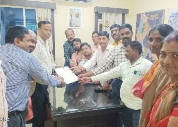 ନୁଆଗଡ ବ୍ଳକକୁ ଜିଲ୍ଲାପାଳଙ୍କ ଅଚାନକ କରି ବିଭିନ୍ନ ପଞ୍ଚାୟତର ଉନ୍ନୟନମୂଳକ କାମ ବୁଲି ଦେଇଥିଲେ