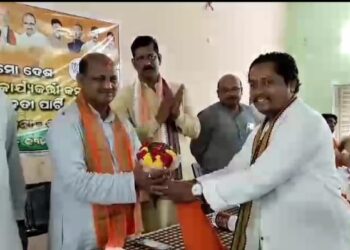 ମୋହନା ବିଧାନସଭା ଗସ୍ତରେ ରାଜ୍ୟ ବିଜେପି ସଭପତି ମୋର ଦେଶ ମୋମାଟି କାର୍ଯ୍ୟକ୍ରମ