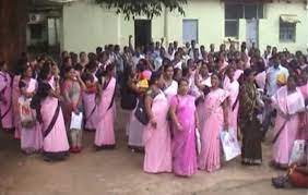 ପିଙ୍କ ରଙ୍ଗର ଶାଢୀ ଲାଗୁ ହେବା ପଛରେ – ଗୋଟିଏ ବଡ ଡିଲ୍ …