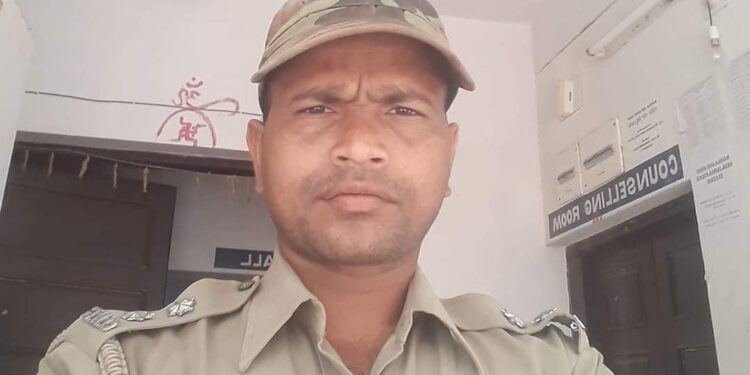 ନା ବାଳିକାକୁ ଦୁଷ୍କର୍ମ କରି ଭଣ୍ଡ ବାବା ର ପର୍ଦ୍ଦାଫାସ : ଦୁଷ୍କର୍ମ କାରୀ ହେଉଛନ୍ତି ଜାମଦା ଥାନା ର କାର୍ଯ୍ଯରତ ହୋମଗାର୍ଡ  –  ଅଭିଯୁକ୍ତ କୁ କୋର୍ଟ ଚାଲାଣ କଲା ଜାମଦା ପୋଲିସ  