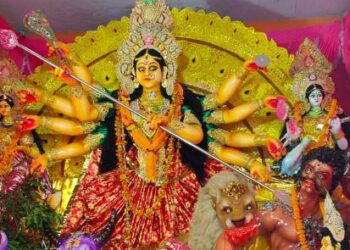 ଇଟାମାଟି ଗ୍ରାମ ରେ ସାର୍ବଜନୀନ ଦୁର୍ଗାପୂଜା ପାଳିତ ହେଉଛି