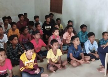 ପାରଳାଖେମୁଣ୍ଡି ବାଳମୁକୁନ୍ଦ କେନ୍ଦ୍ରରେ ବିଦ୍ୟାଳୟ ପରୀକ୍ଷା ରେ ସଫଳତାର ସୂତ୍ର ନେଇ ଆଲୋଚନା