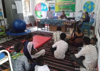 ଦିବ୍ୟାଙ୍ଗ ଛାତ୍ରଛାତ୍ରୀ ଓ ଅଭିଭାବକ ମାନଙ୍କୁ ଭୌତିକ ତାଲିମ୍