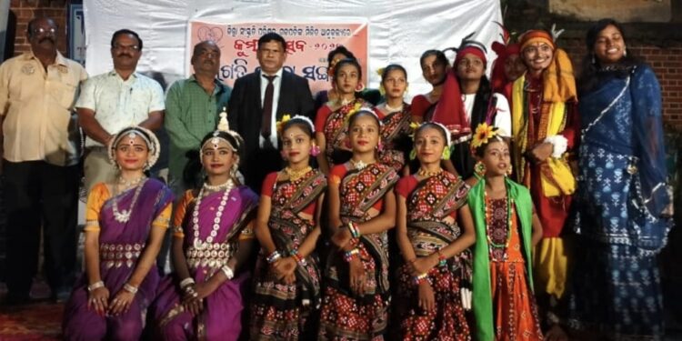 ପ୍ରଗତି ମହିଳା ସଂଗଠନ ଏବଂ ଜିଲ୍ଲା ସଂସ୍କୃତ ପରିଷଦର ମିଳିତ ଆନୁକୁଲ୍ୟରେ କୁମାର ଉତ୍ସ୍ରବ ୨୦୨୩ଅନୁଷ୍ଠିତ