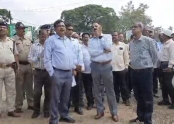 ପୂର୍ବତଟ ରେଳବିଭାଗର ମହାପ୍ରବନ୍ଧକ ଶ୍ରୀ ମନୋଜ ଶର୍ମା ଙ୍କ ପାରଳାଖେମୁଣ୍ଡି ଓ ଗୁଣୁପୁର ଷ୍ଟେସନ ପରିଦର୍ଶନ
