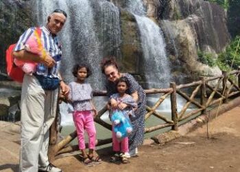 ସ୍ପେନ୍ ଦମ୍ପତ୍ତିଙ୍କ ଗଜପତିରୁ ପୋଷ୍ୟ ସନ୍ତାନ ଗ୍ରହଣ