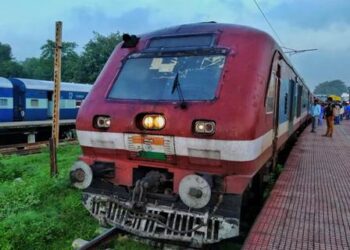 ବାଦାମପାହାଡ଼ : ରାଇରଙ୍ଗପୁର ଅଞ୍ଚଳକୁ ପ୍ରଥମ ମେଲ – ଏକ୍ସପ୍ରେସ ଟ୍ରେନ