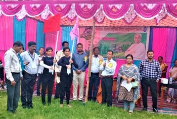 ଇନ୍ଦିରା ଗାନ୍ଧୀ ମହିଳା ଡ଼ିଗ୍ରୀ ମହାବିଦ୍ୟାଳୟରେ ସମନ୍ବିତ ଯୁବ ବିକାଶ କାର୍ଯ୍ୟକ୍ରମର କ୍ରୀଡା ପ୍ରତିଯୋଗିତା ଉଦ୍‌ଘାଟିତ