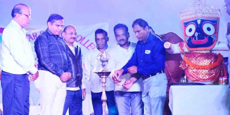ନିଉଷ୍ଟାର ବିଜ୍ଞାନ ମହାବିଦ୍ୟାଳୟରେ ସ୍ବାଗତ ସମ୍ବର୍ଦ୍ଧନା ଉତ୍ସବ ପାଳିତ