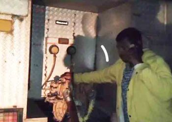 ରାଓ ବଜାର କମ୍ପ୍ଳେସ ରେ ନିଆଁ